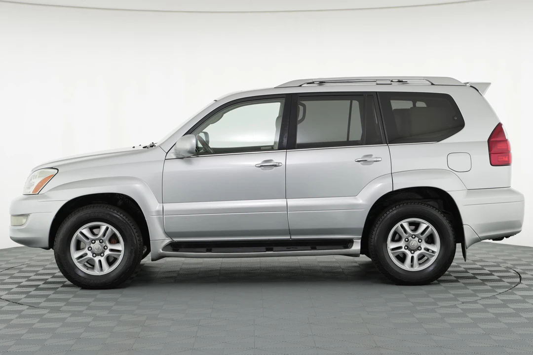 2008 Lexus GX 1st Gen - Image 3 of 31