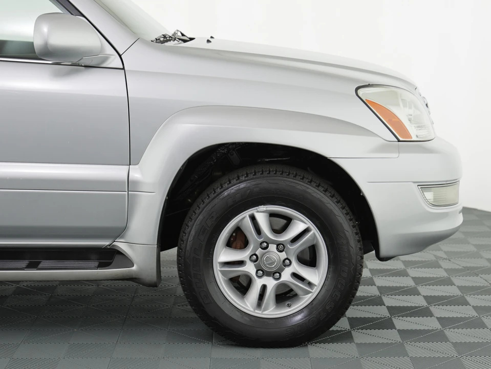 2008 Lexus GX 1st Gen - Image 27 of 31