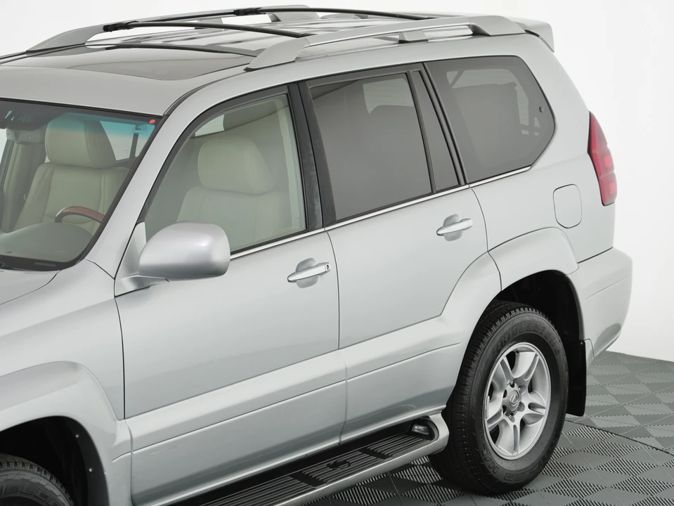 2008 Lexus GX 1st Gen - Image 19 of 31