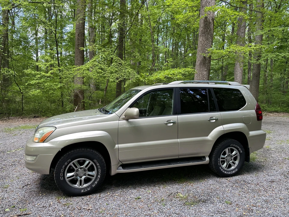 2008 Lexus GX 1st Gen - Image 15 of 31