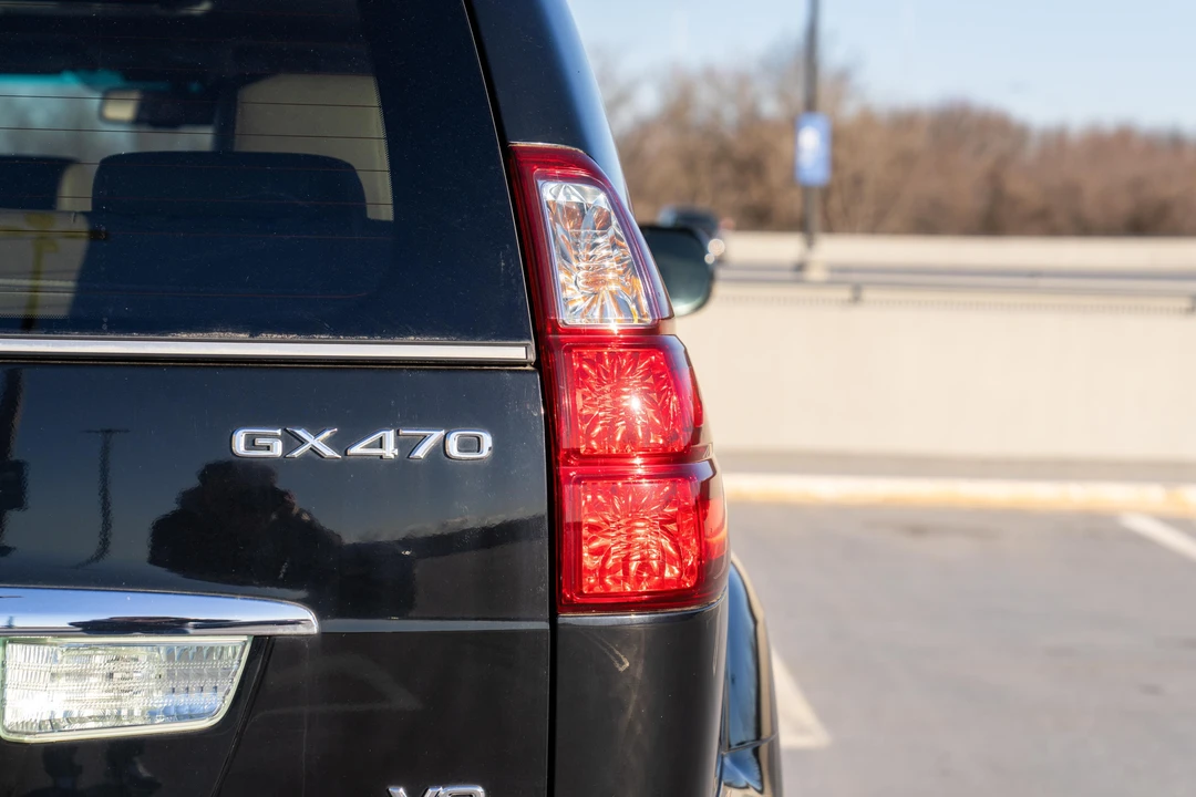 2008 Lexus GX 1st Gen - Image 28 of 31