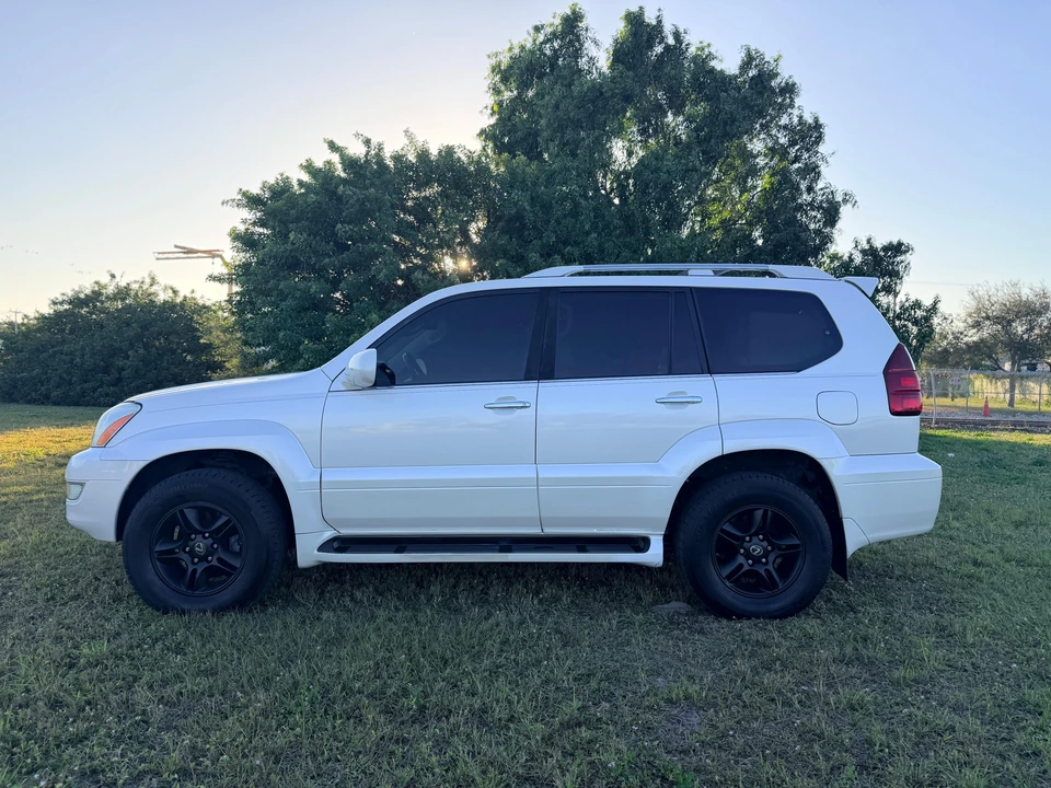 2008 Lexus GX 1st Gen - Image 12 of 31