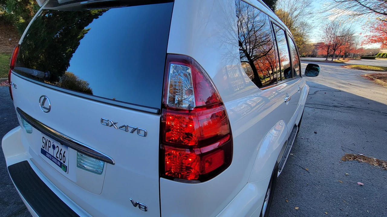 2008 Lexus GX 1st Gen - Image 26 of 31