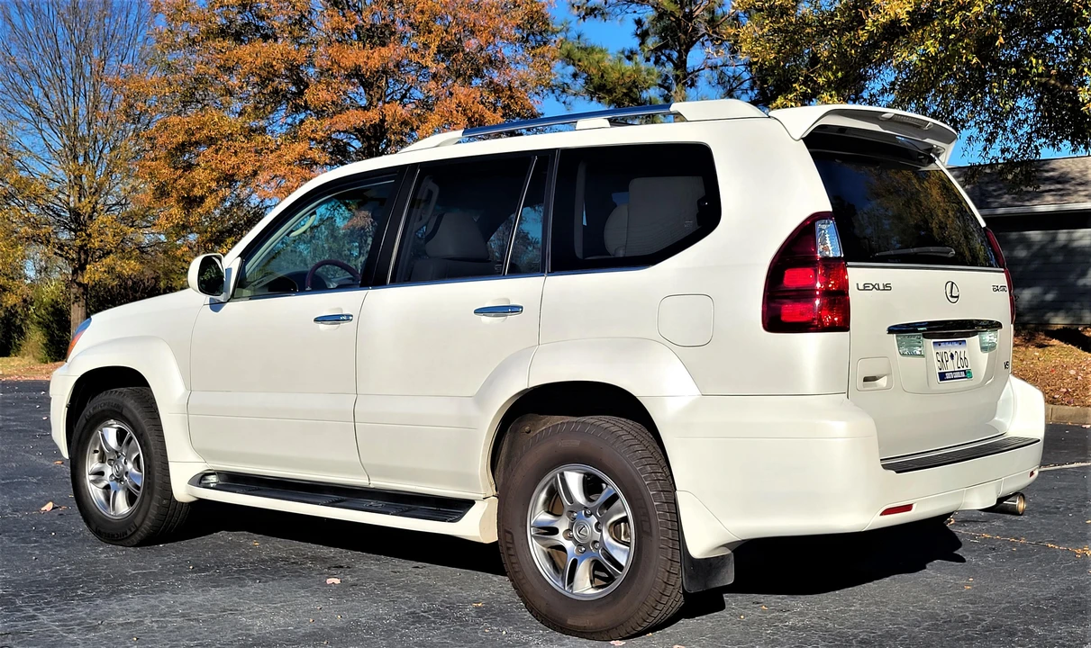 2008 Lexus GX 1st Gen - Image 15 of 31