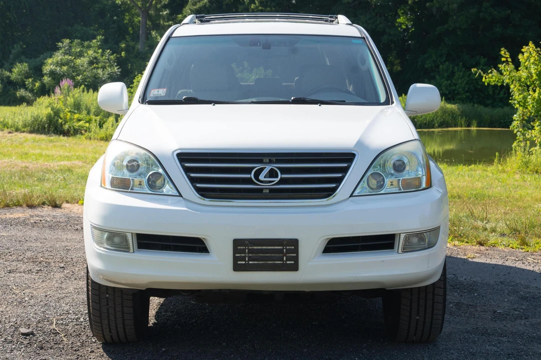 2008 Lexus GX 1st Gen - Image 2 of 31