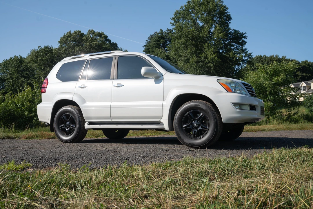 2008 Lexus GX 1st Gen - Image 11 of 31