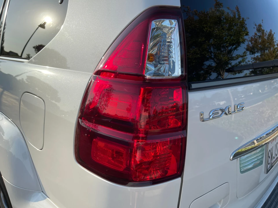 2008 Lexus GX 1st Gen - Image 21 of 31