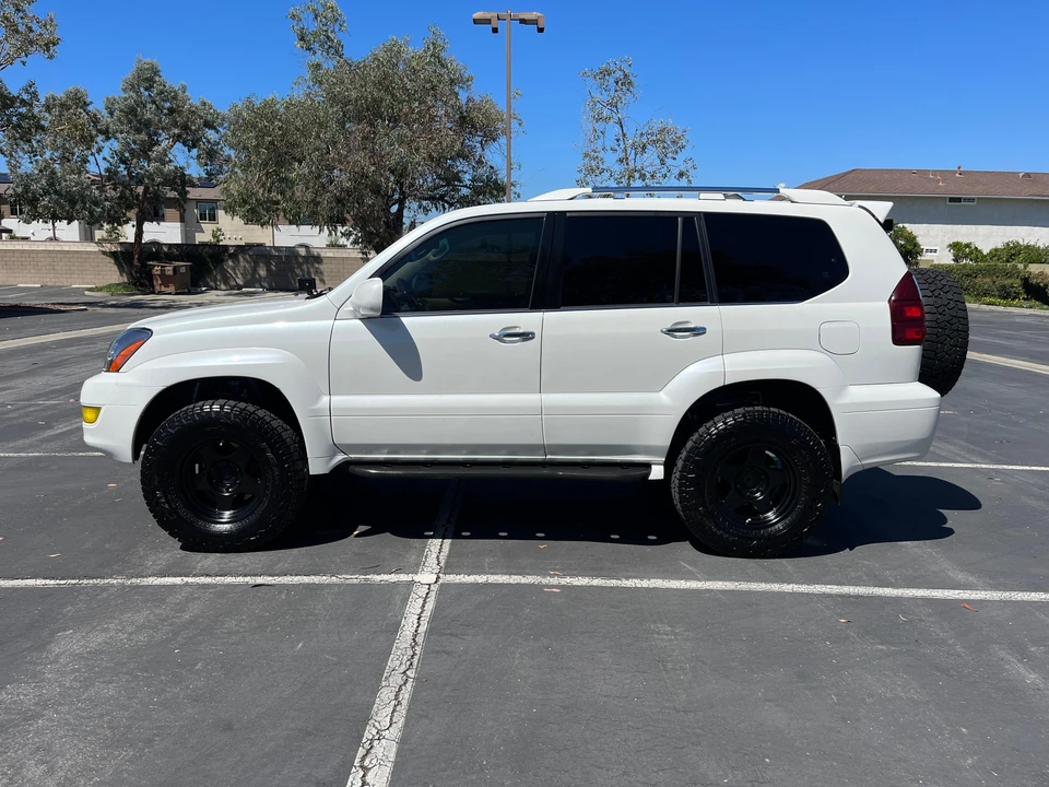 2008 Lexus GX 1st Gen - Image 7 of 31