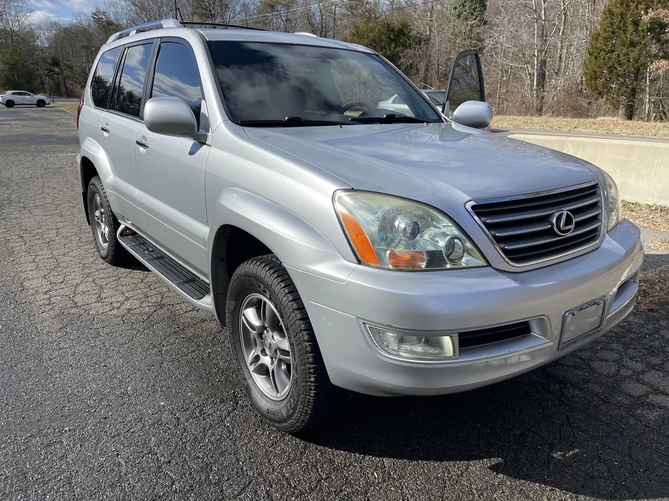 2008 Lexus GX 1st Gen - Image 17 of 31