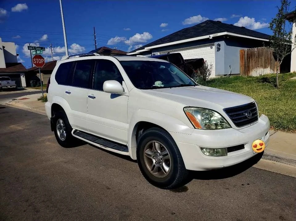2008 Lexus GX 2nd Gen - Image 3 of 10