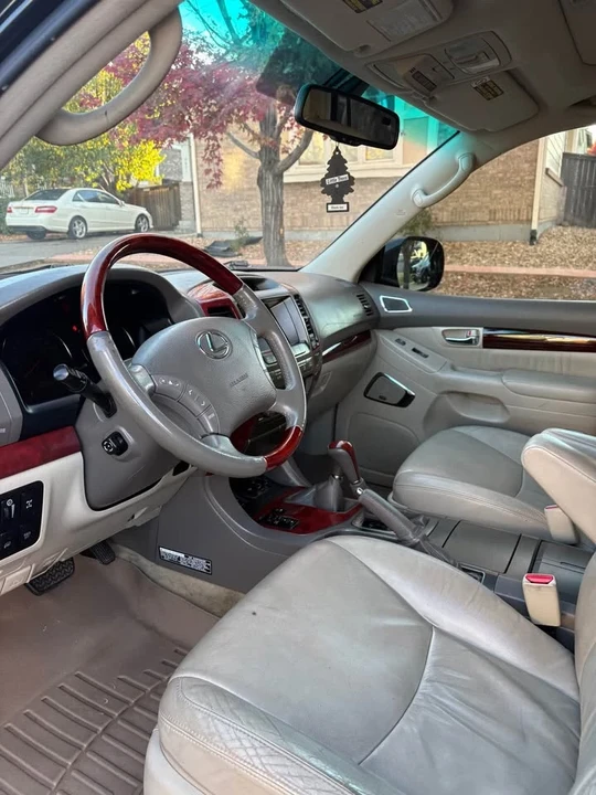 2008 Lexus GX 1st Gen - Image 12 of 19