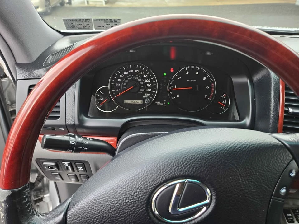 2008 Lexus GX 1st Gen - Image 11 of 16