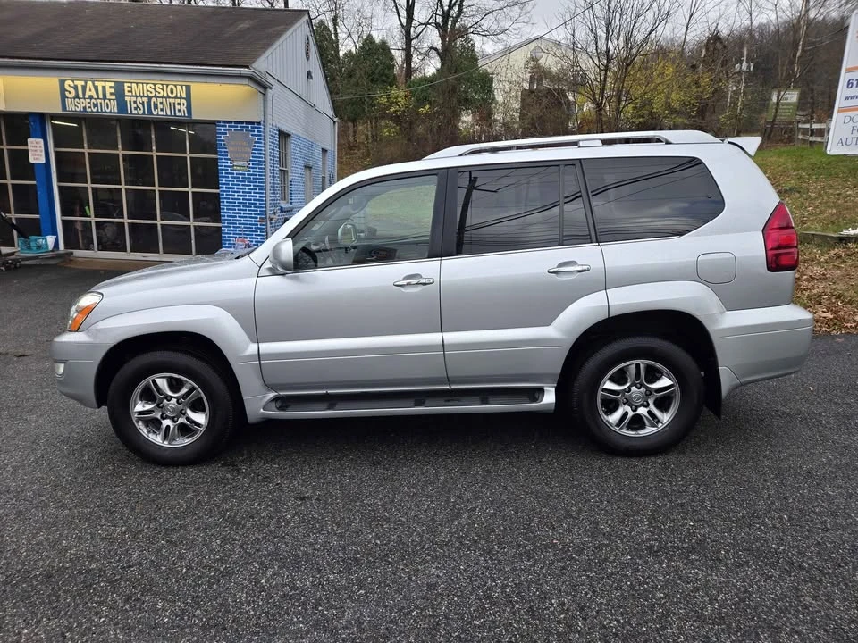 2008 Lexus GX 1st Gen - Image 3 of 16