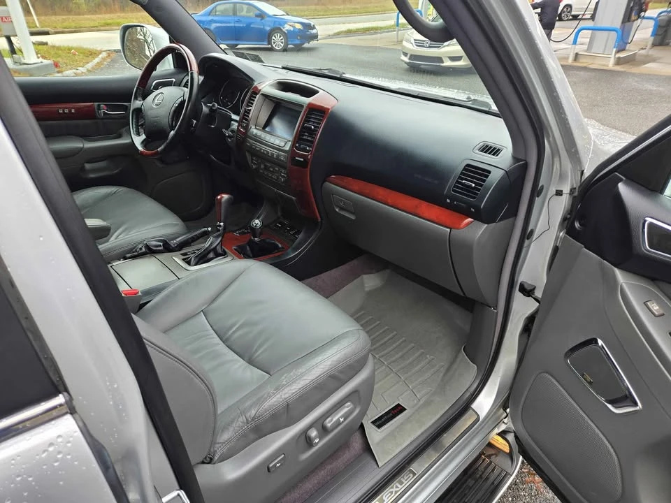2008 Lexus GX 1st Gen - Image 6 of 16