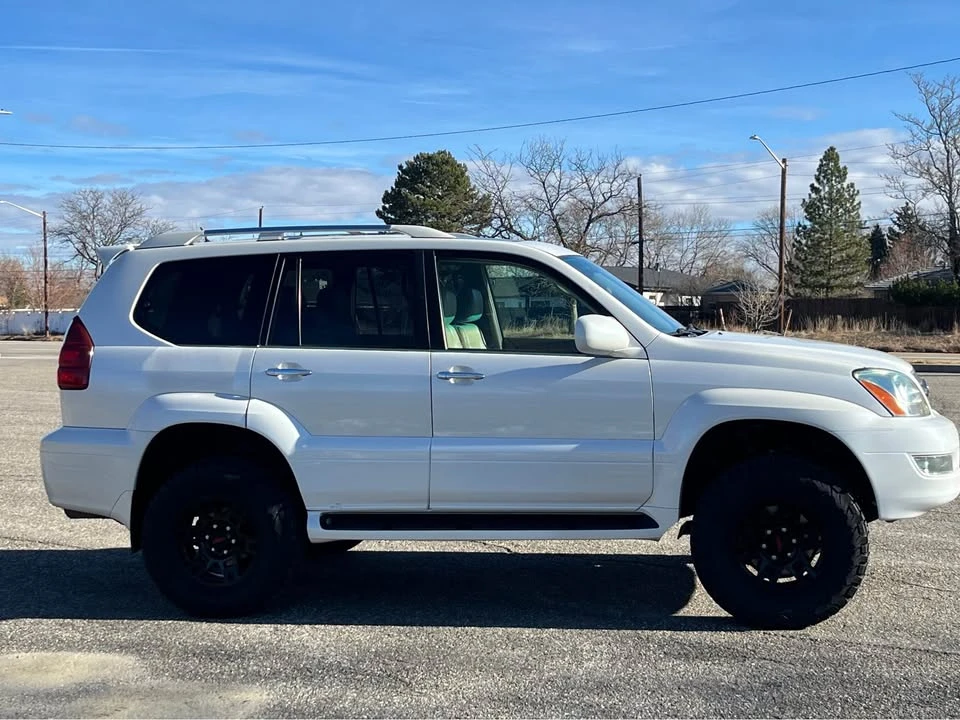 2008 Lexus GX 1st Gen - Image 4 of 16