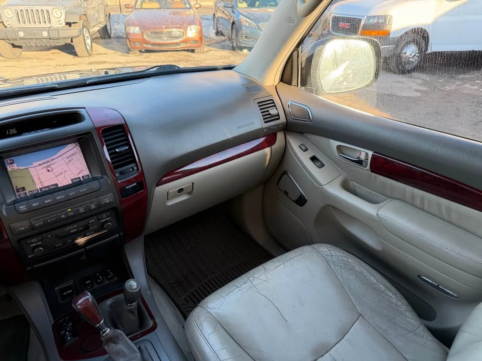 2008 Lexus GX 1st Gen - Image 12 of 14