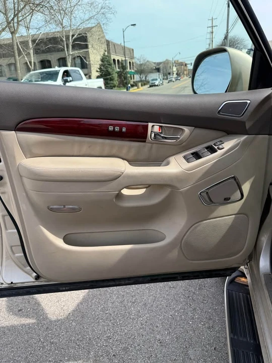 2008 Lexus GX 1st Gen - Image 19 of 20