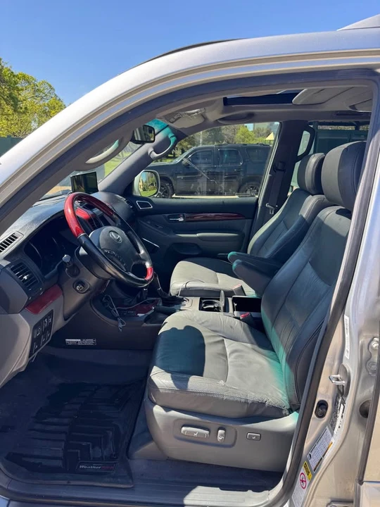 2008 Lexus GX 1st Gen - Image 6 of 16