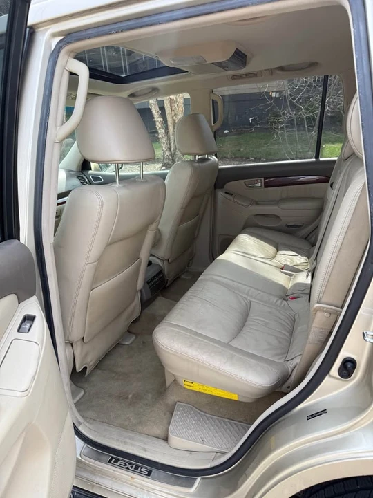 2008 Lexus GX 1st Gen - Image 17 of 20