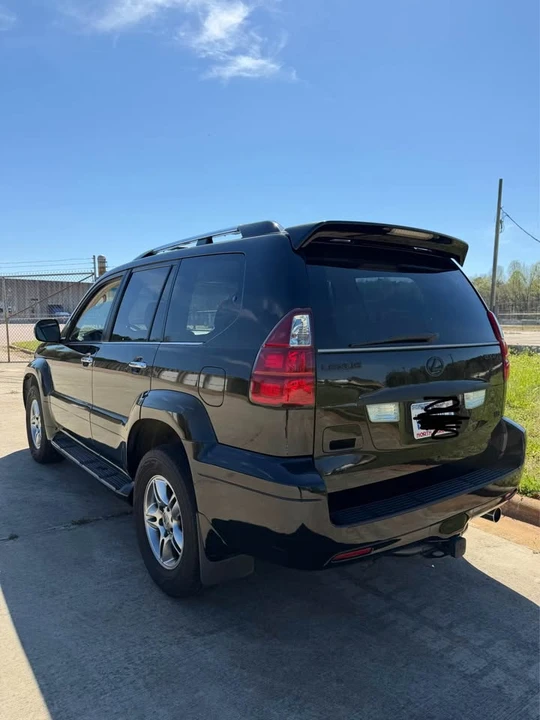 2008 Lexus GX 1st Gen - Image 2 of 15