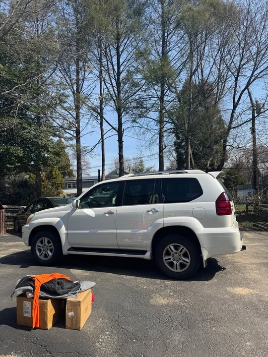 2008 Lexus GX 1st Gen - Image 2 of 14