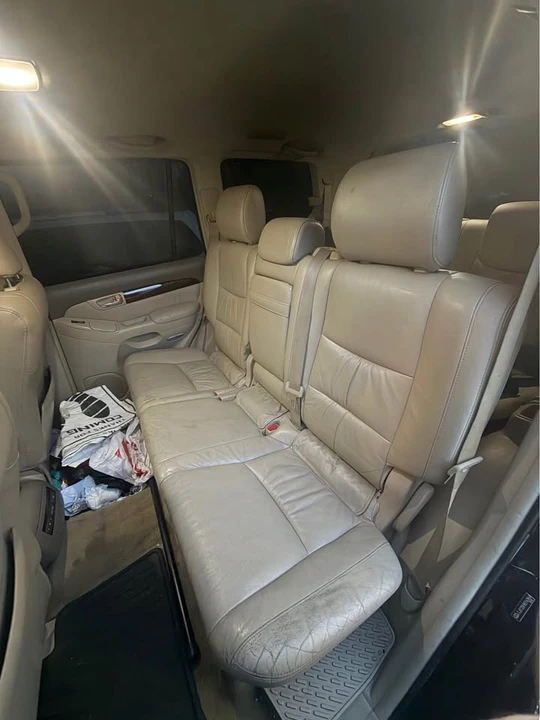 2008 Lexus GX 1st Gen - Image 9 of 18