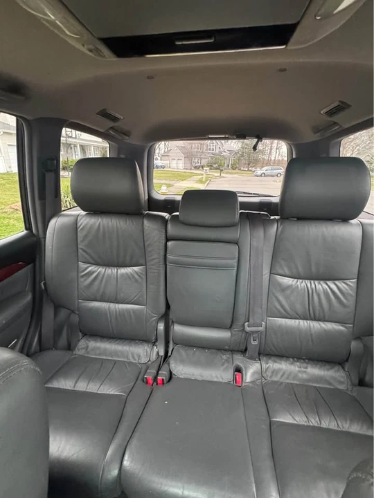 2008 Lexus GX 1st Gen - Image 13 of 19