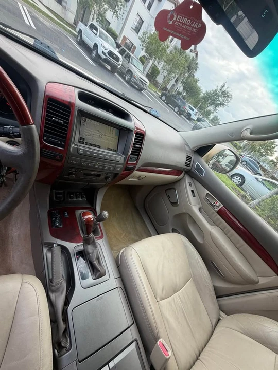 2008 Lexus GX 1st Gen - Image 10 of 13