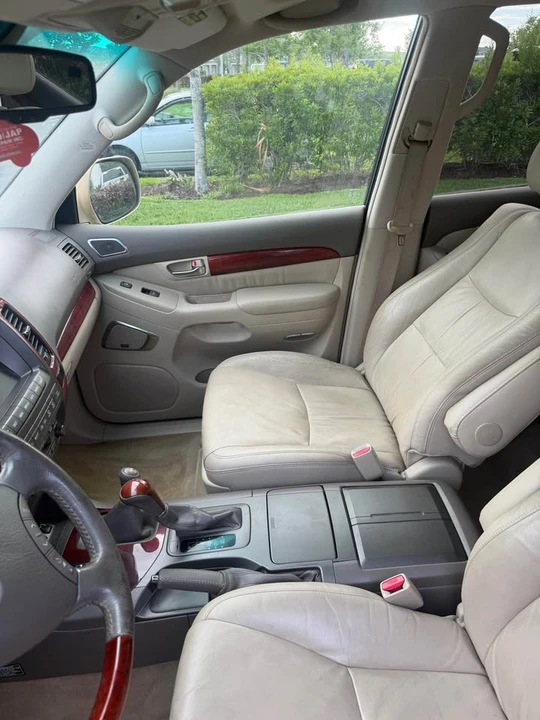 2008 Lexus GX 1st Gen - Image 8 of 13