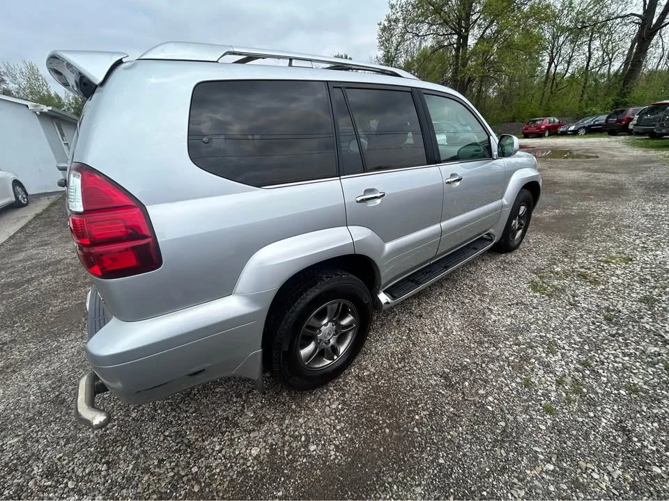 2008 Lexus GX 1st Gen - Image 2 of 13