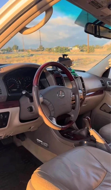 2008 Lexus GX 1st Gen - Image 6 of 8