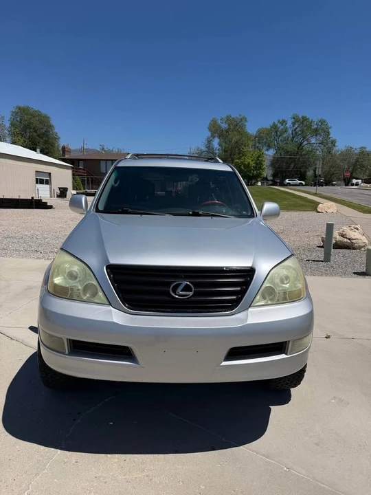 2008 Lexus GX 1st Gen - Image 2 of 18