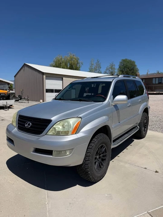 2008 Lexus GX 1st Gen - Image 3 of 18