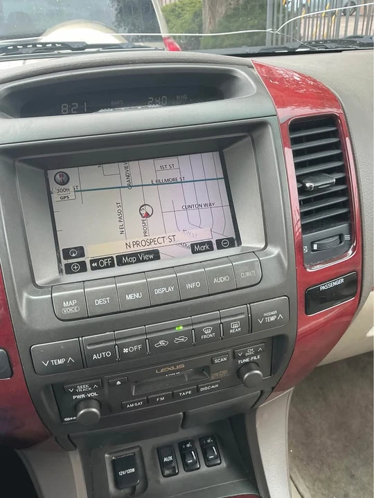 2008 Lexus GX 1st Gen - Image 18 of 19