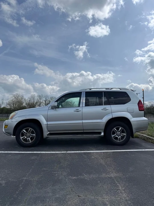 2008 Lexus GX 1st Gen - Image 6 of 17