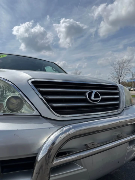 2008 Lexus GX 1st Gen - Image 5 of 17