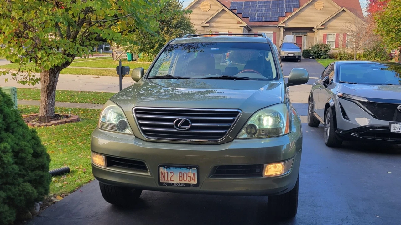 2008 Lexus GX 1st Gen - Image 2 of 21