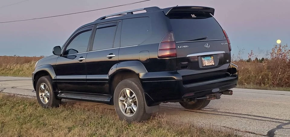 2008 Lexus GX 2nd Gen - Image 3 of 10