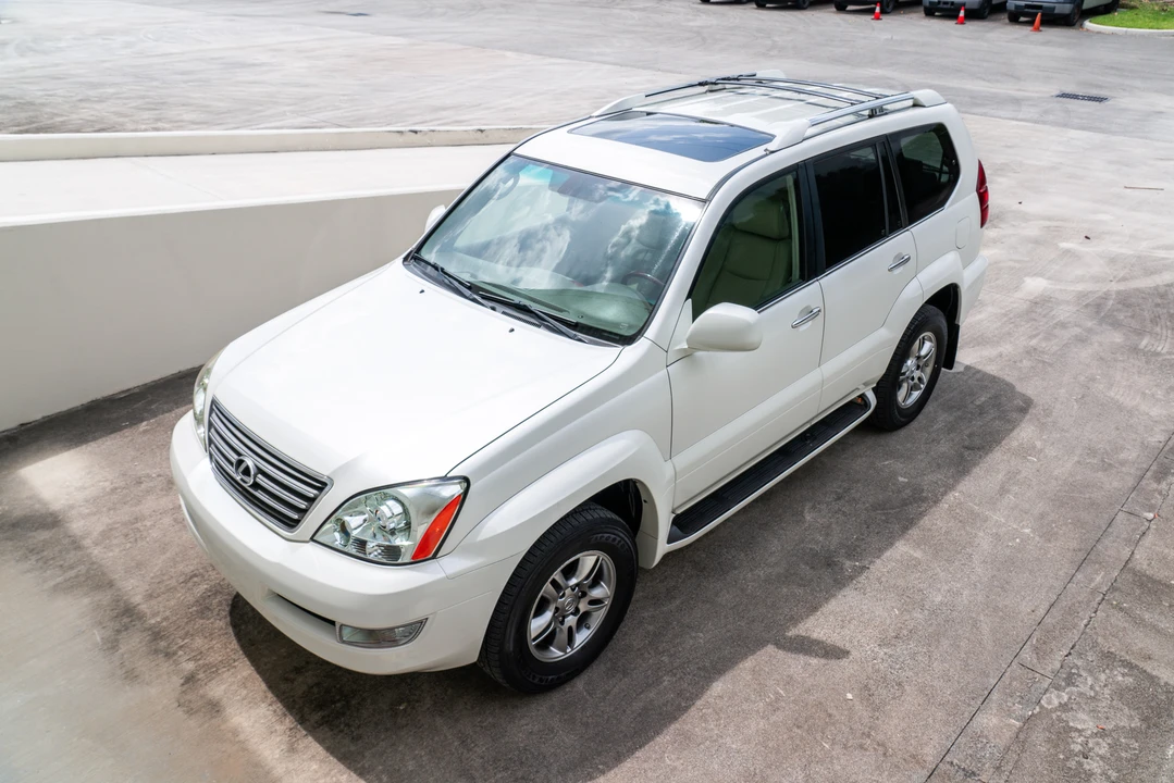 2008 Lexus GX 1st Gen - Image 10 of 31