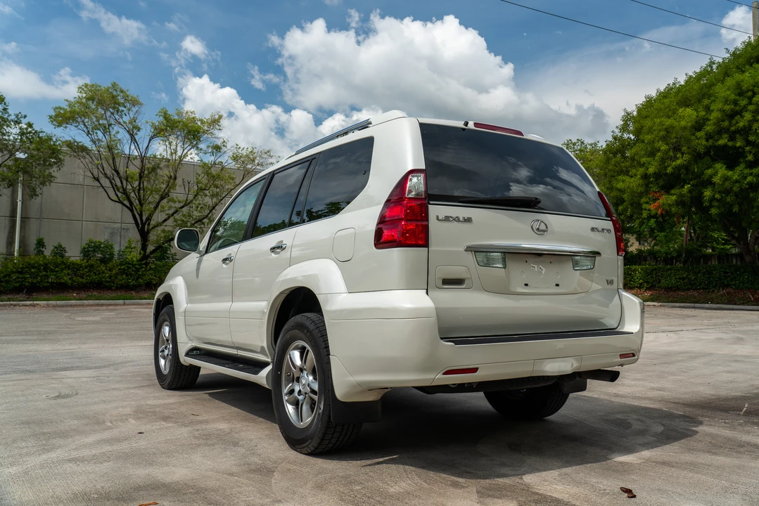 2008 Lexus GX 1st Gen - Image 11 of 31