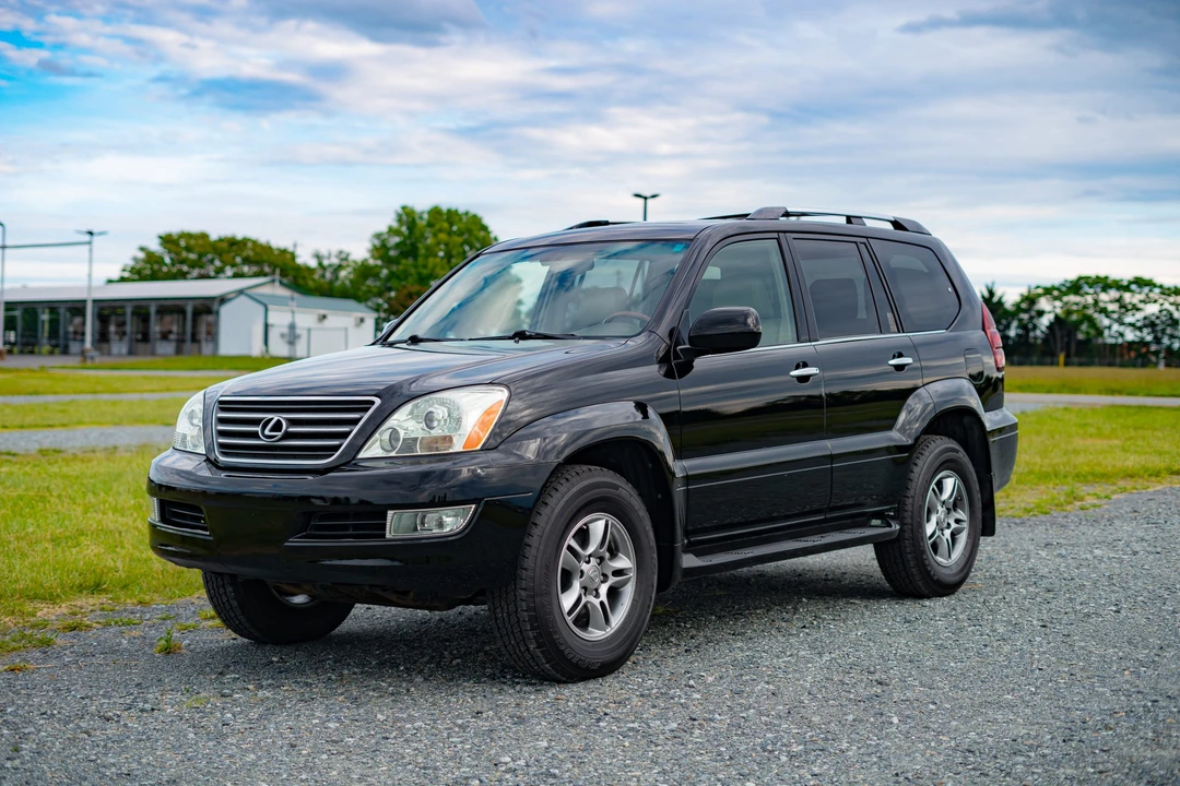 2008 Lexus GX 1st Gen - Image 2 of 31