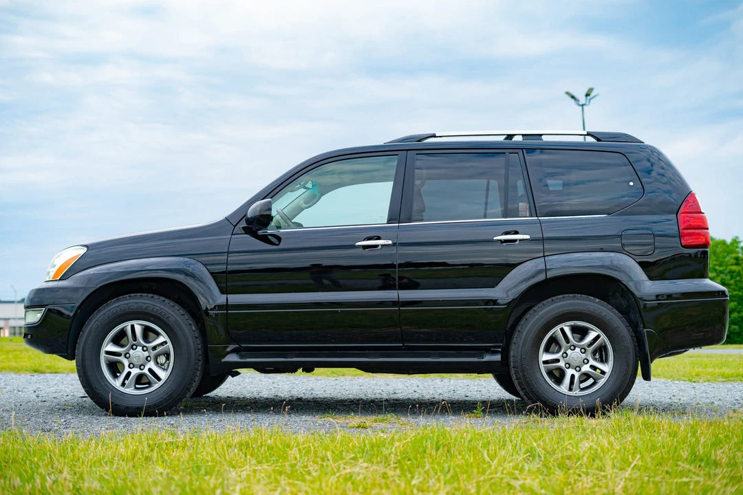 2008 Lexus GX 1st Gen - Image 9 of 31