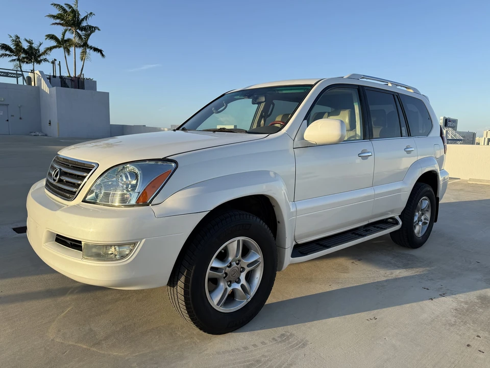 2008 Lexus GX 1st Gen - Image 4 of 31