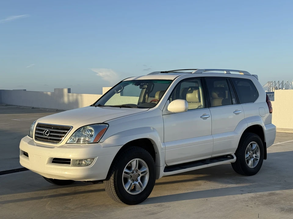 2008 Lexus GX 1st Gen - Image 3 of 31