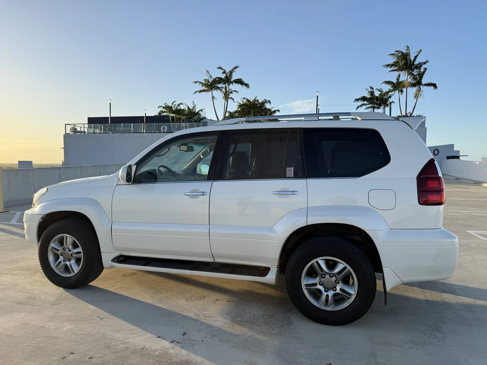 2008 Lexus GX 1st Gen - Image 7 of 31