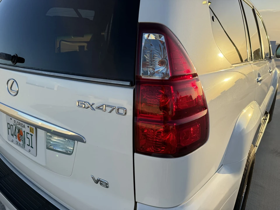 2008 Lexus GX 1st Gen - Image 28 of 31