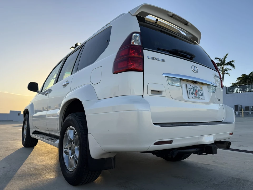 2008 Lexus GX 1st Gen - Image 10 of 31