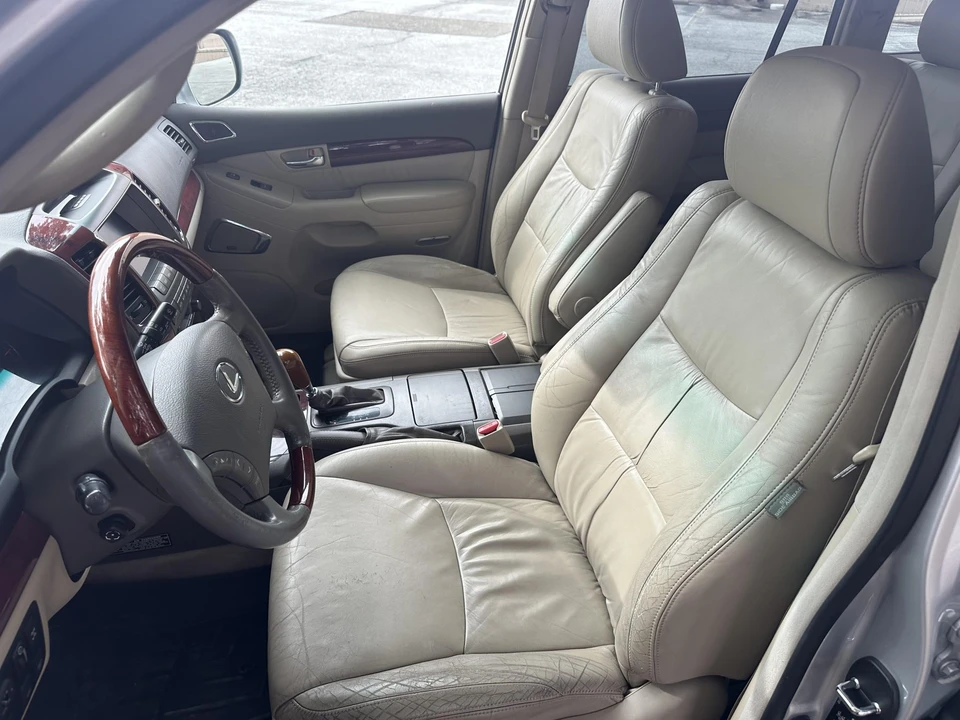 2008 Lexus GX 1st Gen - Image 25 of 31