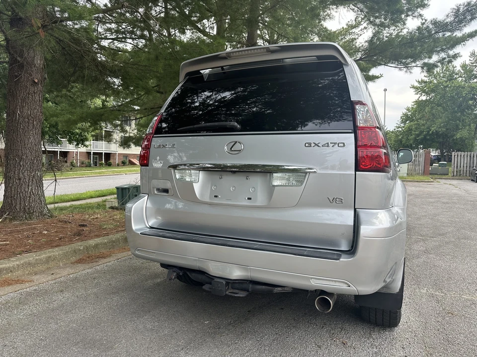 2008 Lexus GX 1st Gen - Image 12 of 31