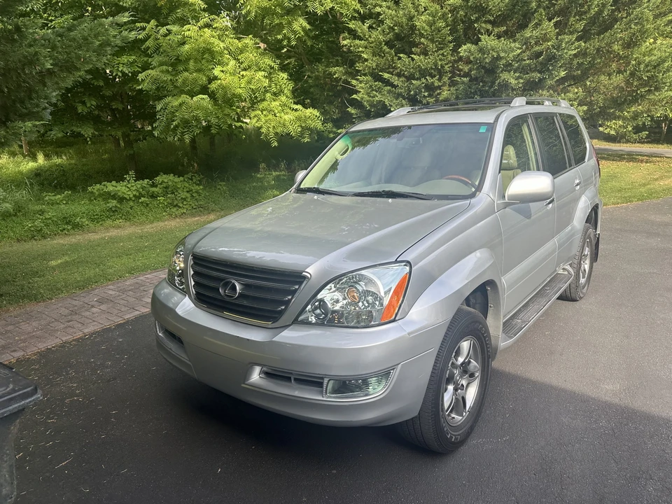 2008 Lexus GX 1st Gen - Image 19 of 31